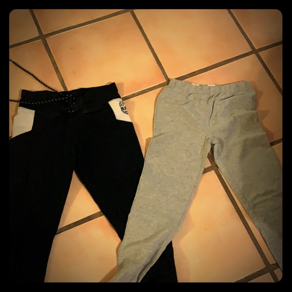 2 pairs of leggings - Pink XS & Gap  kids XL